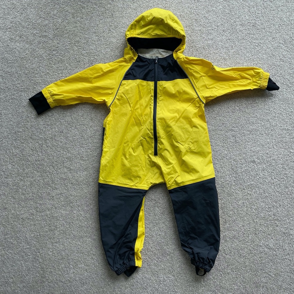 Stonz Rain Suit 12-18months, 100% waterproof without harmful chemicals